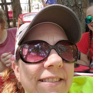 Meet your Posher, Camille